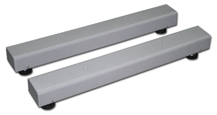 Barras pesadoras BP para metrología legal, instalación sobresuelo, suministradas por parejas. Disponibles en acero y acero inoxidable, con pies regulables. Equipadas con células de carga OIML R-60, con cable de 2 metros por barra y único conector.